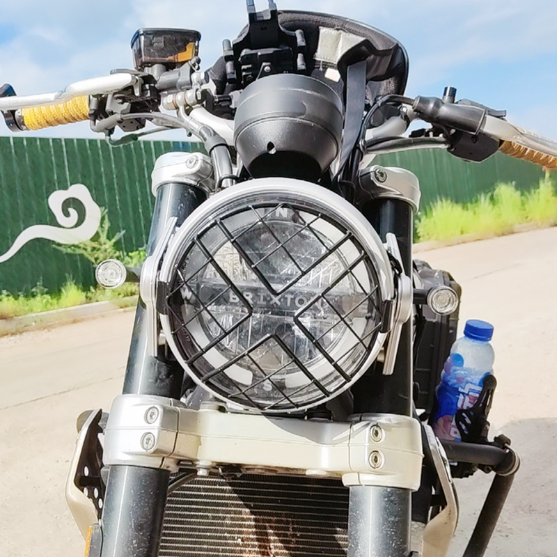 Universal 5.75 inch Motorcycle - Mountain Biking Shop のレビューと価格